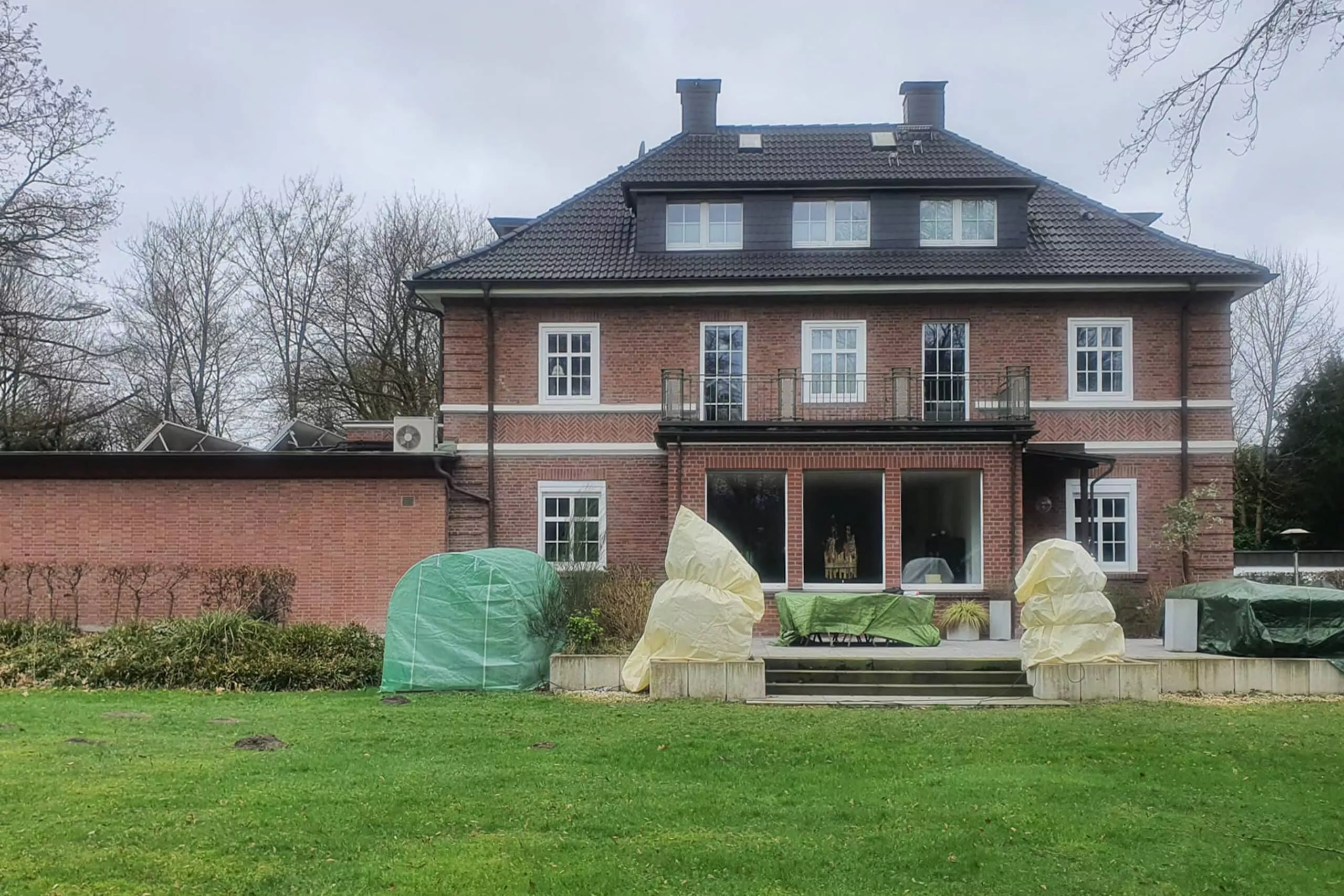 one-contact_neues licht in alten kronen__vorher3